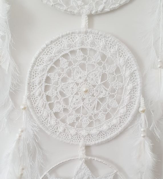 3 hoops white crocheted dreamcatcher with feathers