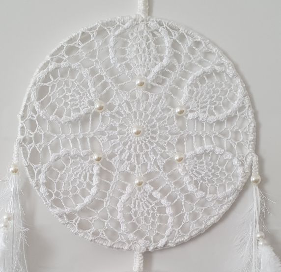 White lace dreamcatcher with pearl and feathers