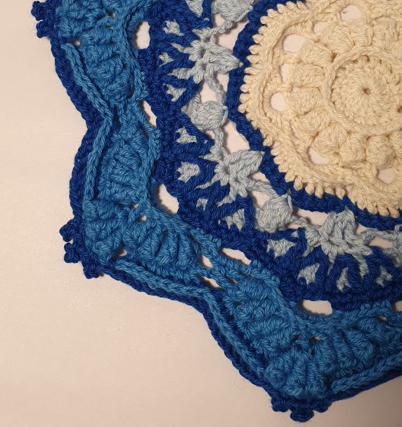 crochet blue round coaster