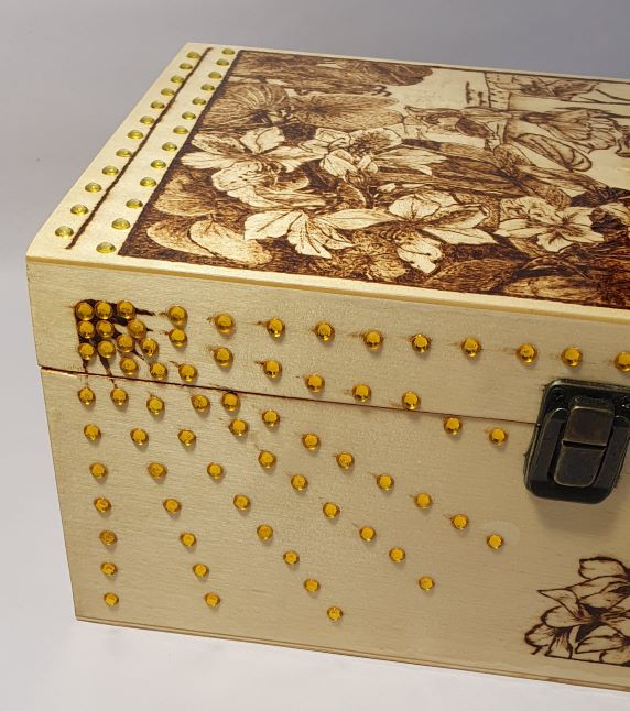 pyrography large wooden box with beans decoration